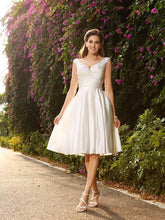 Wedding Dresses Princess V-neck Beading Sleeveless Short Satin