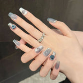 Modische, herzförmige Katzenaugen-Kunstnägel, kurz, durchscheinend, für helle Haut, handgefertigt für einfaches Tragen