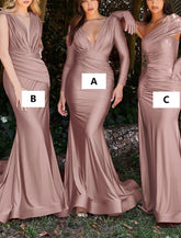 Meerjungfrau / Trompete Brautjungfernkleid V-Ausschnitt Langarm Elegant Hofschleppe Chiffon mit Rüschen / Volltonfarbe