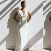 Vestido de novia vintage bohemio NumberSea, de manga corta, corte en A, espalda descubierta, con encaje y cola, ideal para una boda civil o económica.