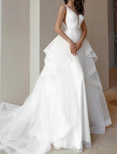 Verlobung Sparkle & Shine Formelle Brautkleider Meerjungfrau / Trompete V-Ausschnitt Ärmellos Hofschleppe Tüll Brautkleider Mit Perlen Pailletten