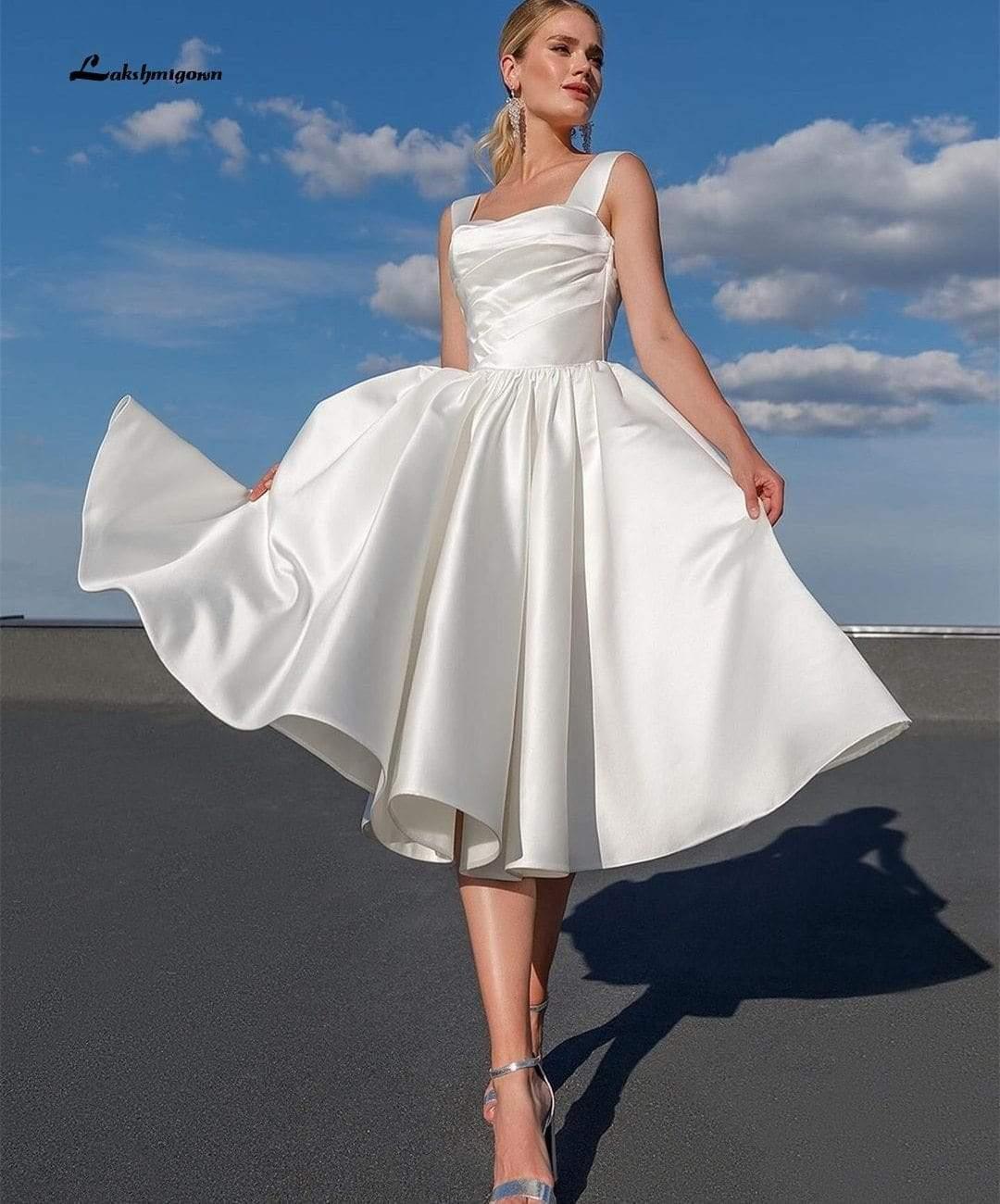 short spaghetti strap wedding dress A-line Spaghetti strap Sweetheart Sleeveless Tea-length Lace Puffy Flowers Wedding Dress
