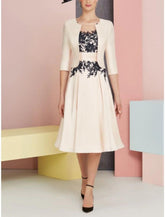 Zweiteiliges elegantes Vintage-Kleid für Hochzeitsgäste in der Kirche, U-Ausschnitt, knielang, Satinspitze, halbe Ärmel mit Falten, Mutter der Braut