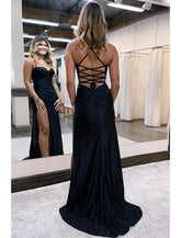 Meerjungfrau/Trompete Ballkleider Empire-Kleid Formelle Hochzeit Party Hofschleppe Ärmellos Herzausschnitt Satin Rückenfrei mit Falten Perlenstickerei