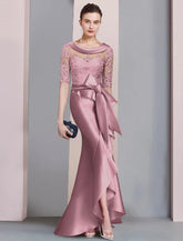 Meerjungfrau/Trompete Kleid für die Brautmutter, formelle Kleider für Hochzeitsgäste im Herbst, elegant, hoch und tief, Rundhalsausschnitt, Schleppe/Pinselzug, asymmetrisch, Satin, Spitze, halbe Ärmel mit Schleife(n), Applikationen
