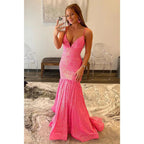 Vestido de fiesta de sirena con escote en V pronunciado y lentejuelas brillantes
