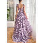 Glamouröses und dramatisches A-Linien-Kleid mit eckigem Ausschnitt und Blumenmuster