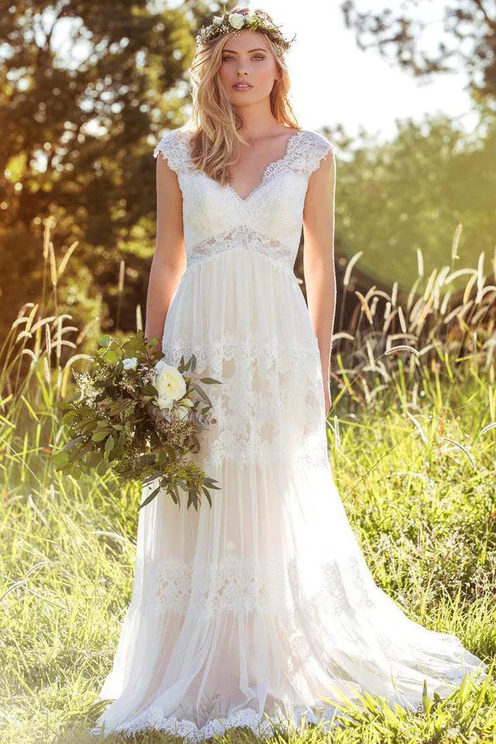 Vestido de novia con escote en V, manga larga, apliques de encaje y tul