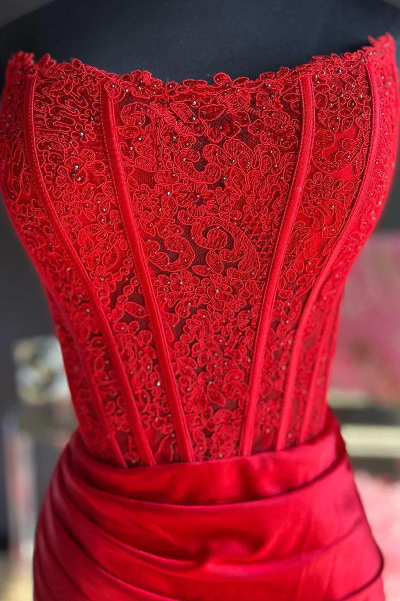 Vestido de fiesta tubo sin tirantes corsé satén con abertura