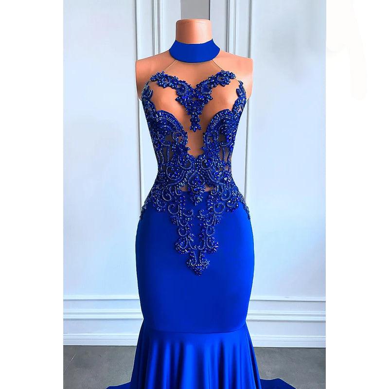 Glamouröses und dramatisches, ärmelloses, sexy Abend-, Party- und Ballkleid mit Rüschen und hohem Halsausschnitt