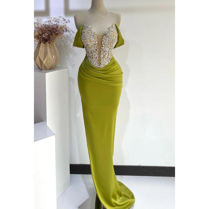 Glamouröses und dramatisches Party-Ballkleid mit V-Ausschnitt, Flügelärmeln, gerüschten Strasssteinen