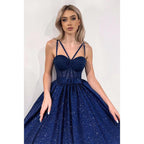 Vestido de fiesta brillante de corte A con tirantes finos y bolsillos 