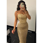 Glitzerndes Etui-/Säulen-Abendkleid mit trägerlosem langen Abschlussballkleid 