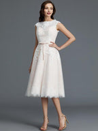 Princess Sleeveless Knee-Length Tulle Wedding Dresses