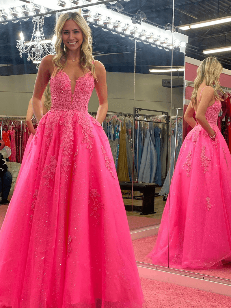 Vestido de fiesta rosa con escote en V y encaje en forma de A largo
