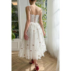 Vestido de fiesta de noche con tirantes finos, apliques de encaje transparente, corte A, largo hasta la rodilla 