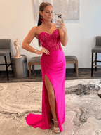 Vestido de fiesta tubo sin tirantes escote corazón largo con abertura