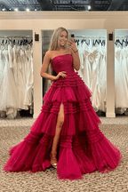 Vestido de fiesta largo de tul sin tirantes, corte A y volantes escalonados