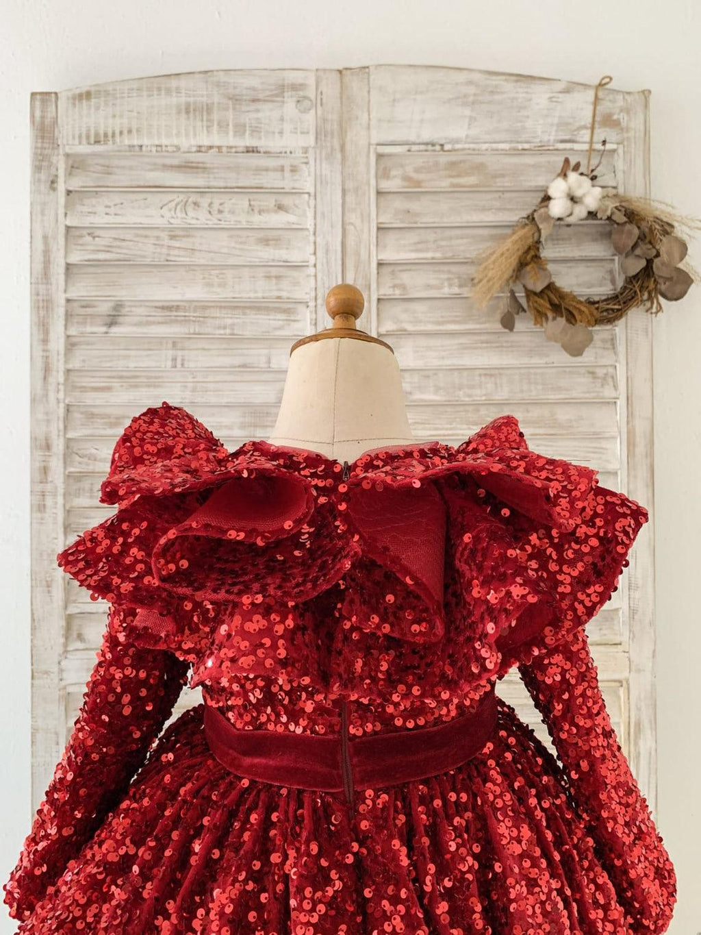 Vestido de niña burdeos hasta la rodilla de terciopelo con lentejuelas 