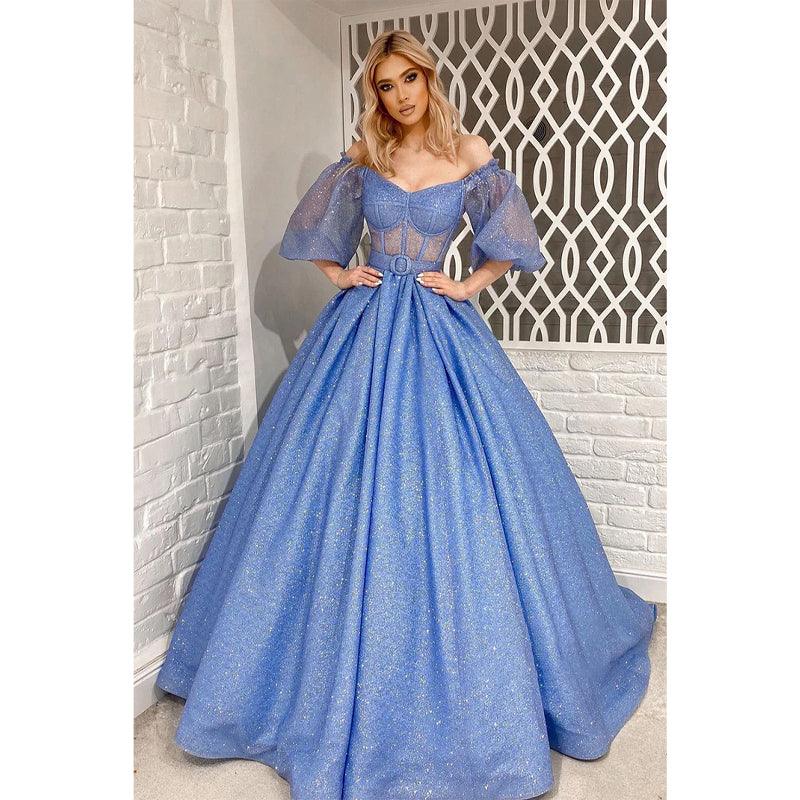 Einzigartiges schulterfreies, funkelndes Ballkleid mit halblangen Ärmeln 