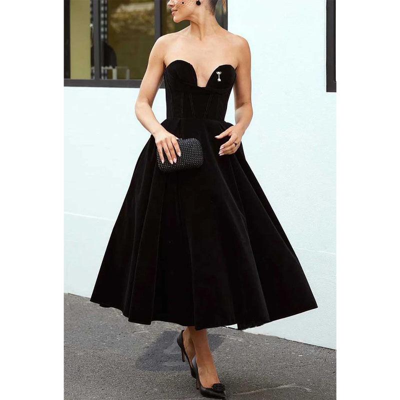 Elegante vestido de noche estilo imperio, sin mangas, con corte A y corte imperio. 