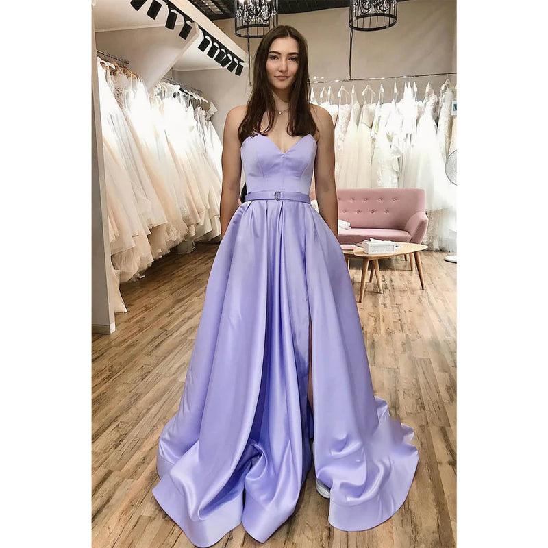 Vestido de fiesta largo sencillo de satén verde con escote en V y abertura, corte A 