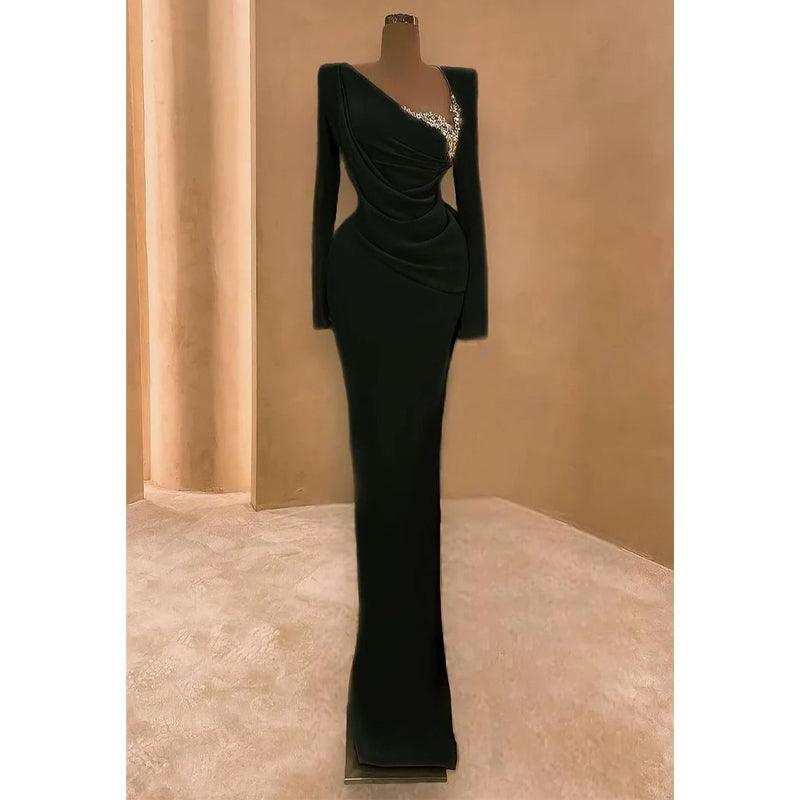 Vestido largo de fiesta negro con escote en V, pliegues y cuentas, corte tubo/columna 