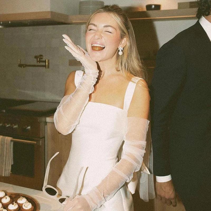 Vestido de novia Numbersea de satén blanco, corto, con escote cuadrado y lazo en la espalda