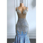 Glamouröses und dramatisches Abendkleid mit Rüschen, Strasssteinen, V-Ausschnitt, ärmellosen Pailletten