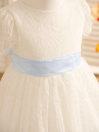 Vestido de niña de las flores de primera comunión color marfil con encaje 