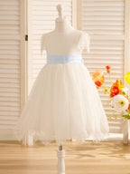 Vestido de niña de las flores de primera comunión color marfil con encaje 