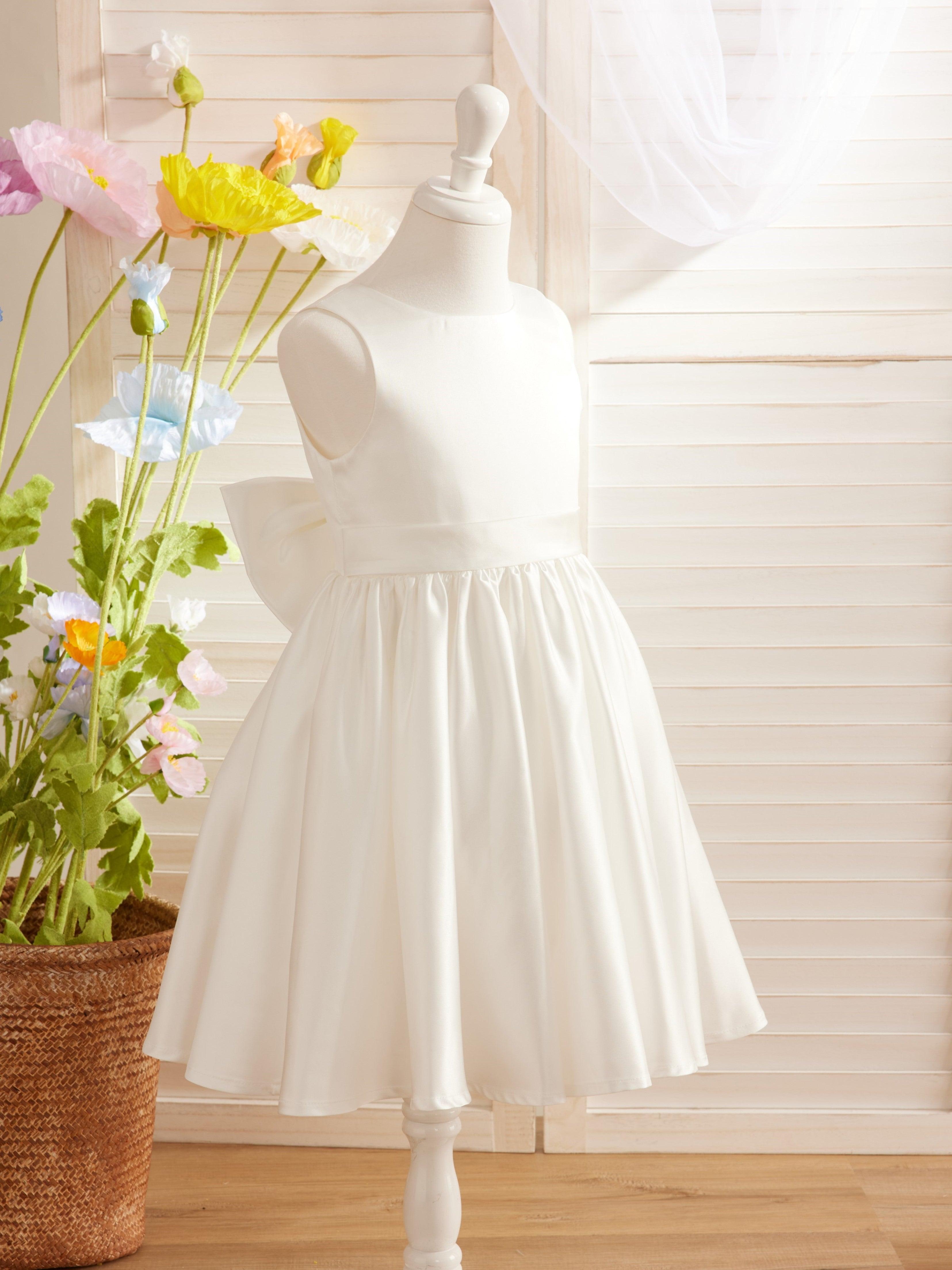 Elegantes A-Linien-Satin-Kleid mit V-Rücken und Schleife, knielang, Blumenmädchenkleid