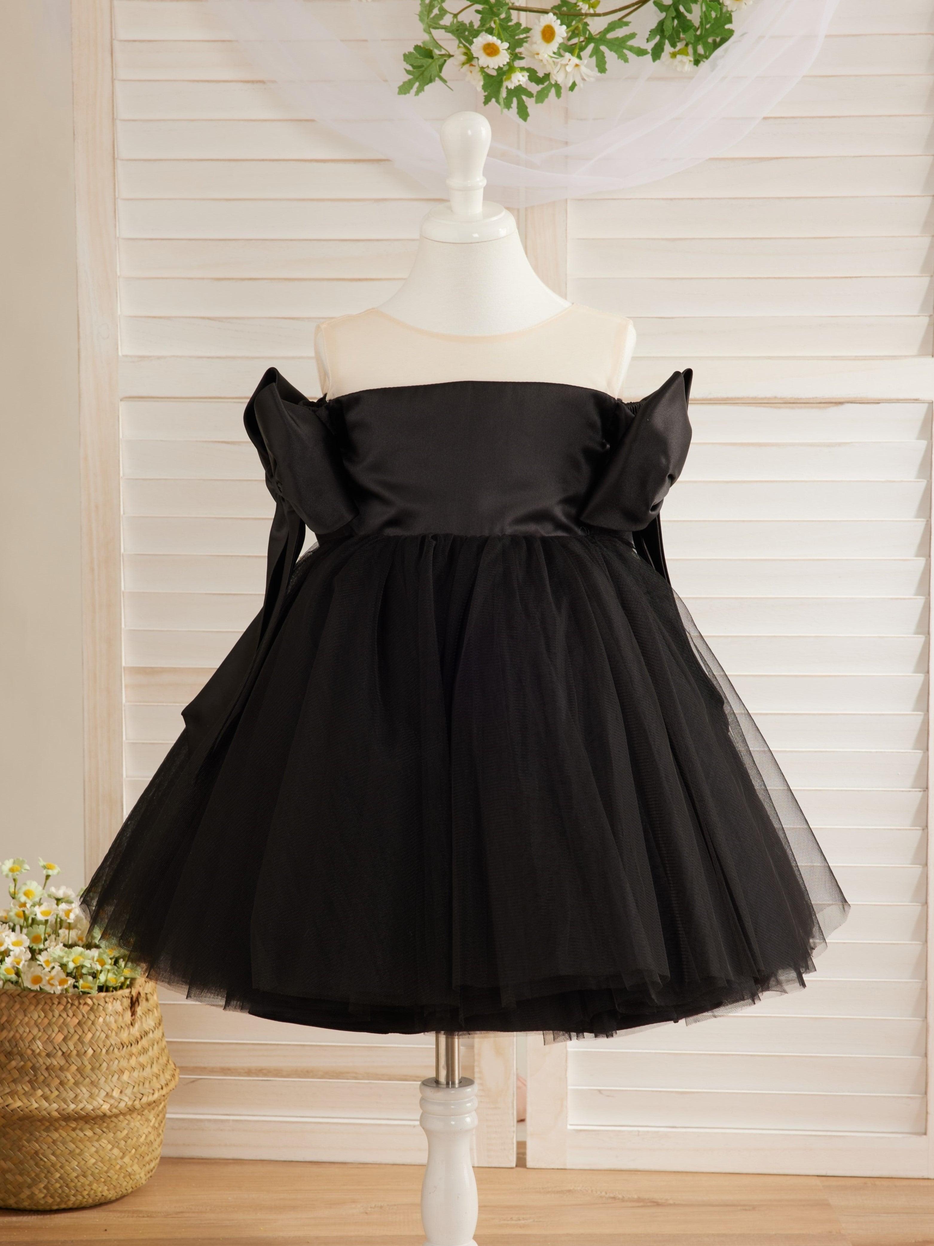Vestido de tul negro hasta la rodilla con hombros descubiertos para niña 