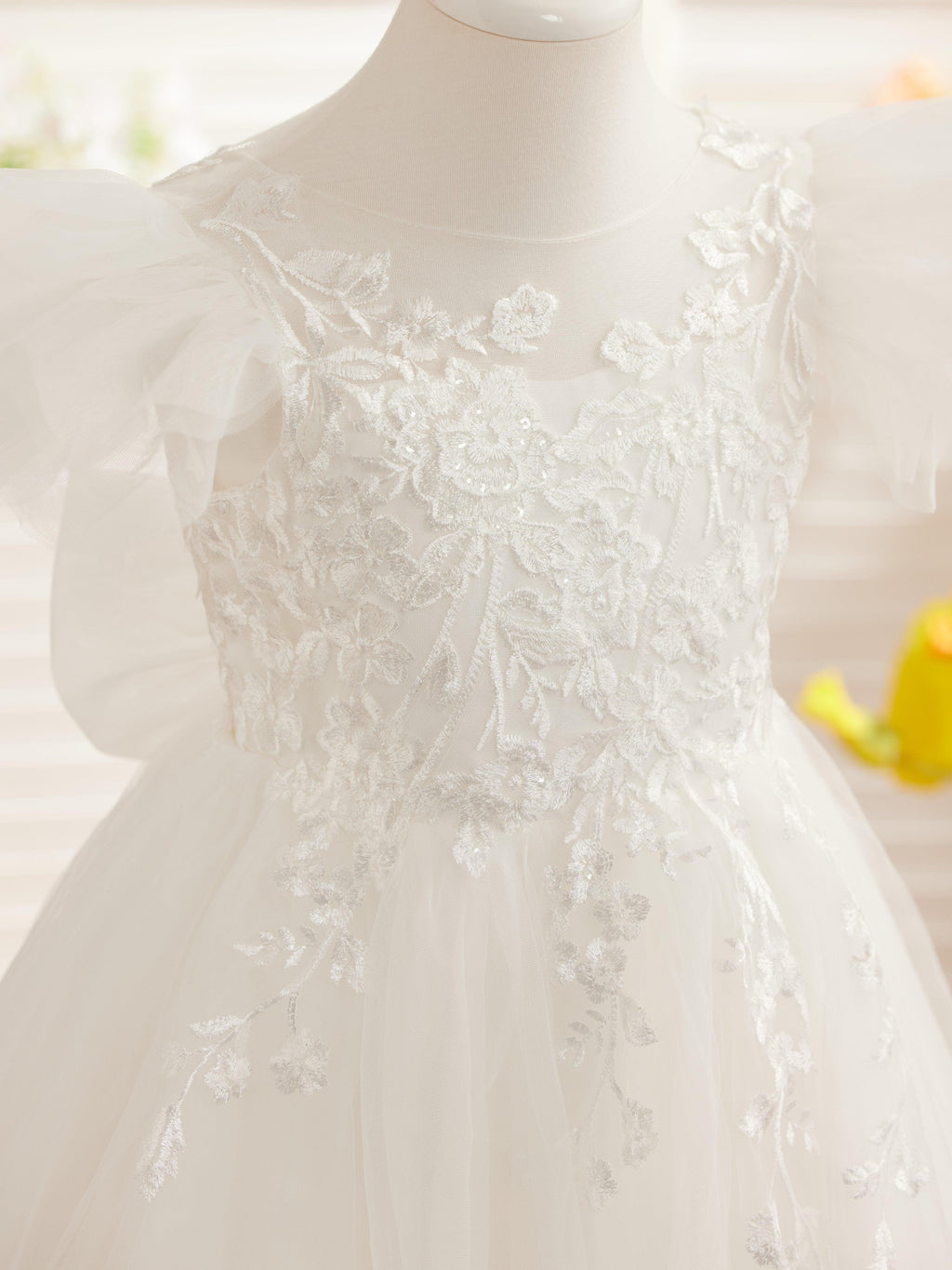 Vestido de niña de las flores con cola larga y tul con encaje desmontable 
