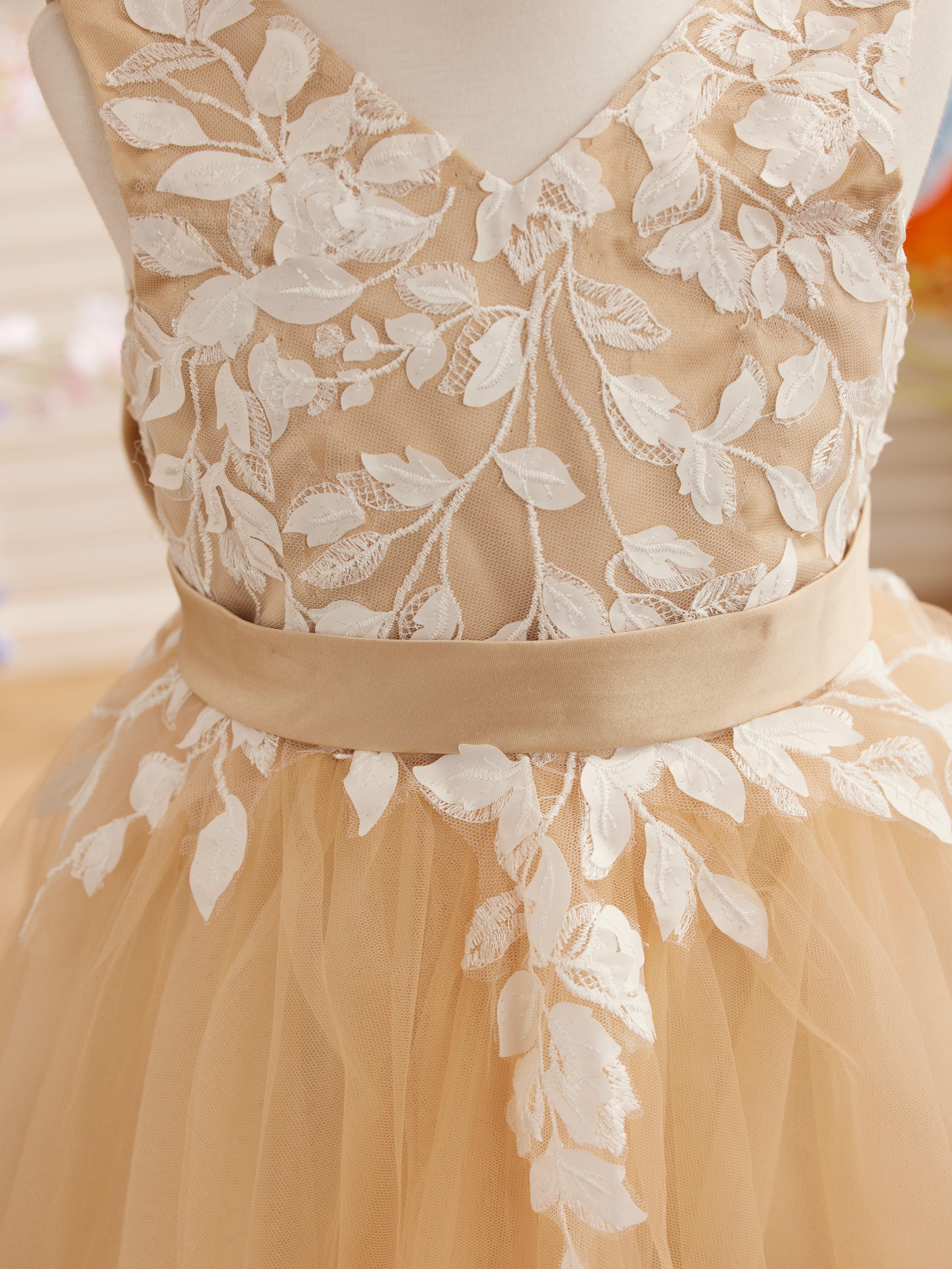 Sleeveless Lace Tulle Knee Length Flower Girl Dress