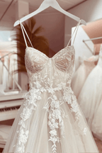 NumberSea Princess Lace Wedding Dress Bridal Robe  Vestido Spaghetti Straps Chapel Train Champagne Tulle Wedding Gown NumberSea