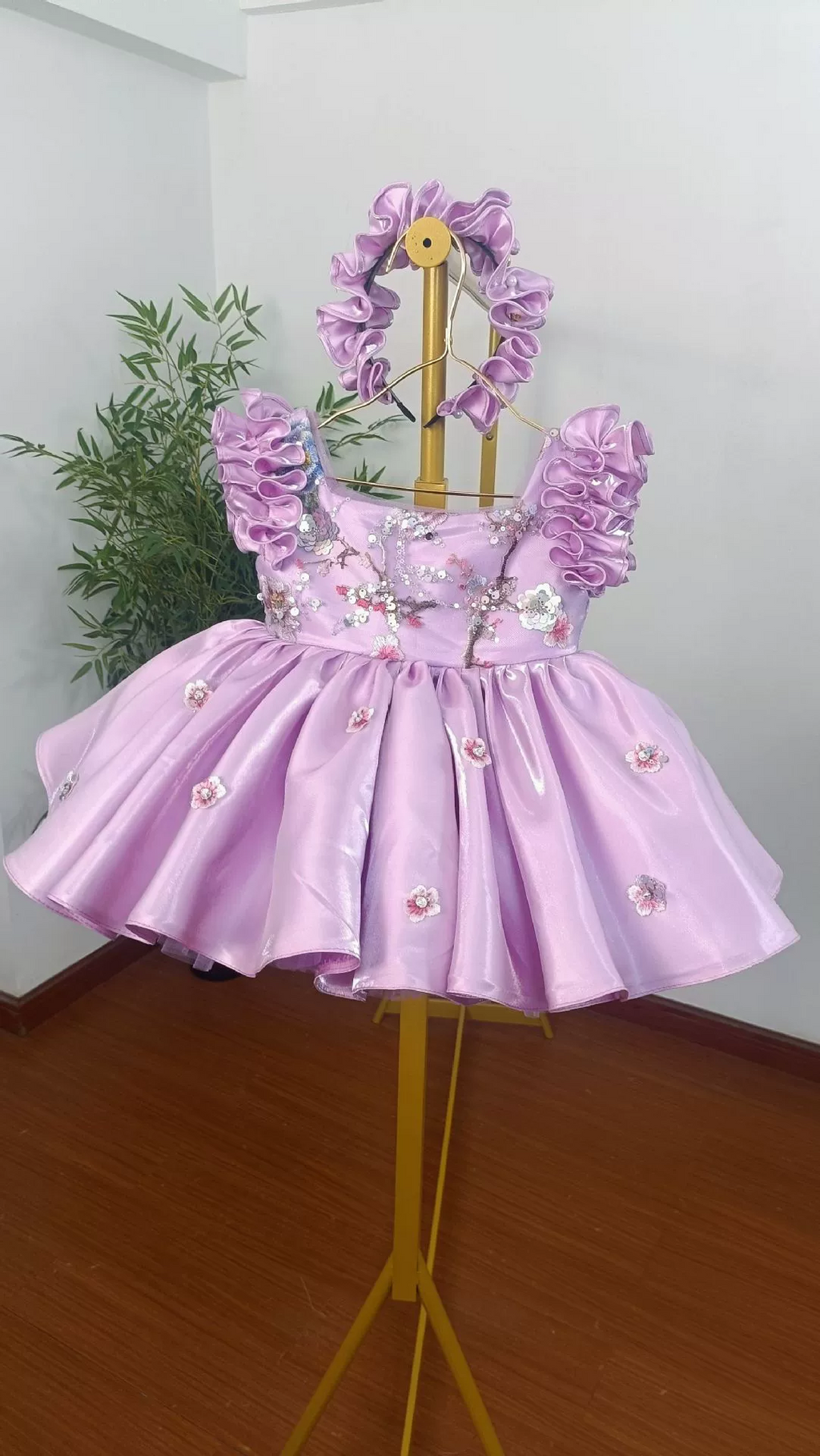 Vestido rosa para niña con bordado floral, lentejuelas y tul hasta la rodilla 