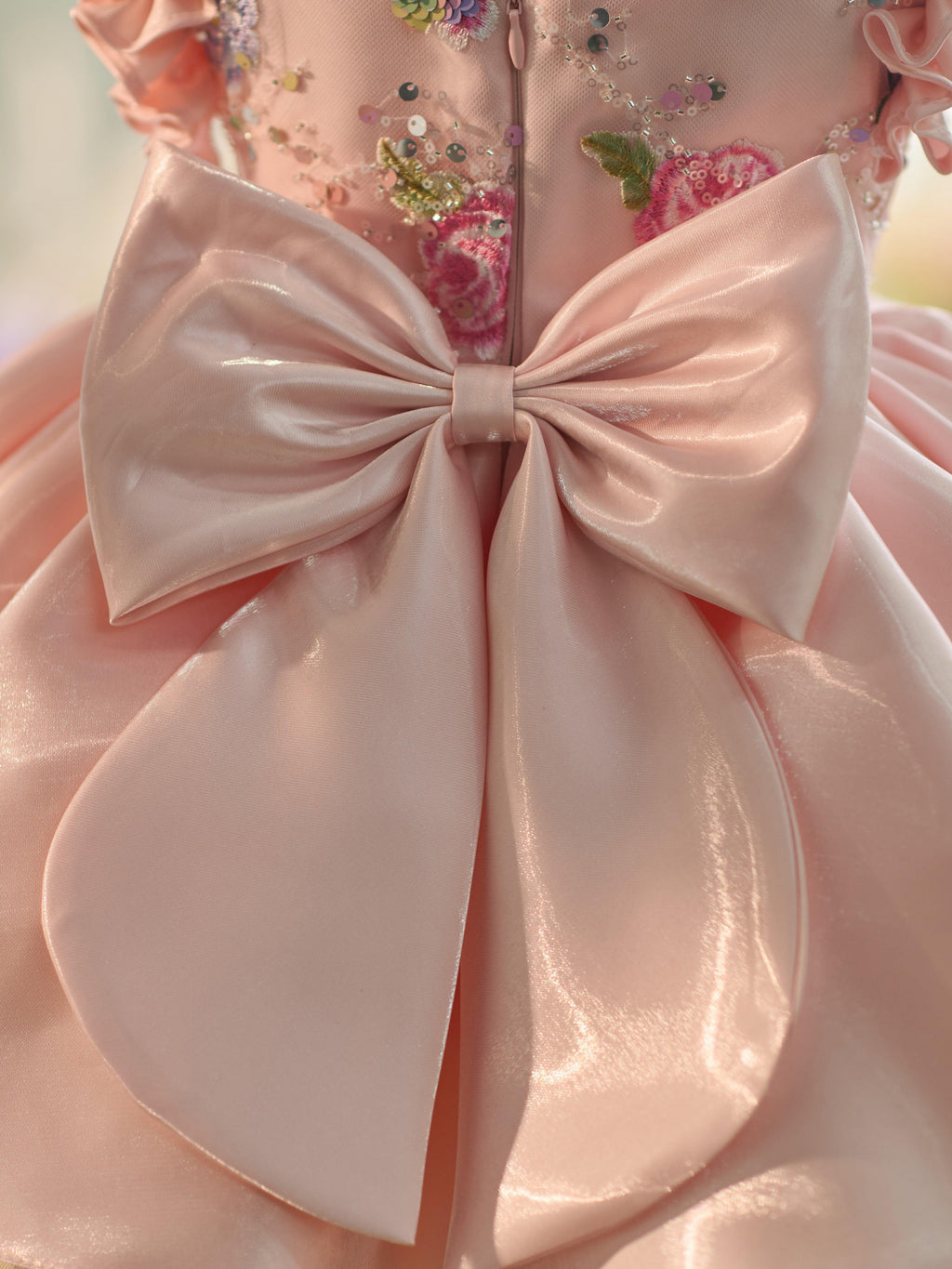 Vestido rosa para niña con bordado floral, lentejuelas y tul hasta la rodilla 