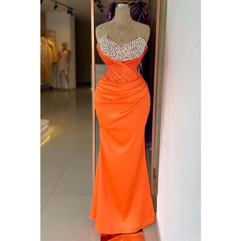 Vestido de noche largo formal con escote corazón, sin tirantes, plisado y cuentas 