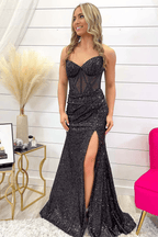 Vestido de fiesta con corsé y lentejuelas