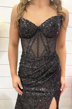 Vestido de fiesta con corsé y lentejuelas