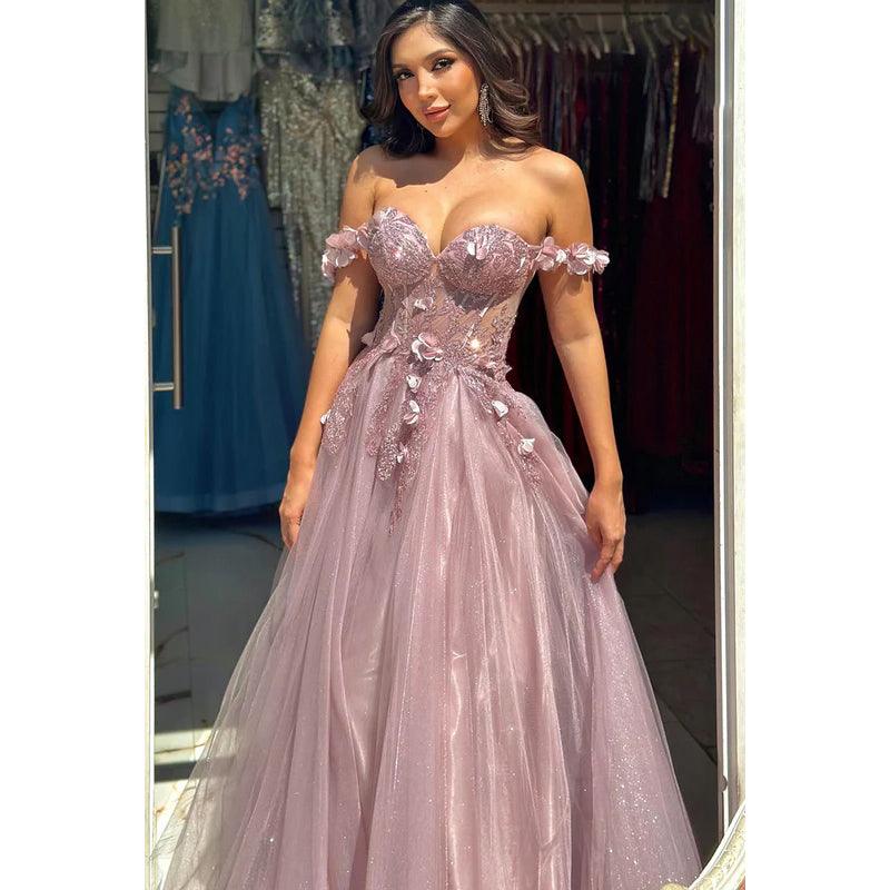 Elegante y lujoso vestido de fiesta de tul con apliques, corte A, hombros descubiertos y mangas casquillo