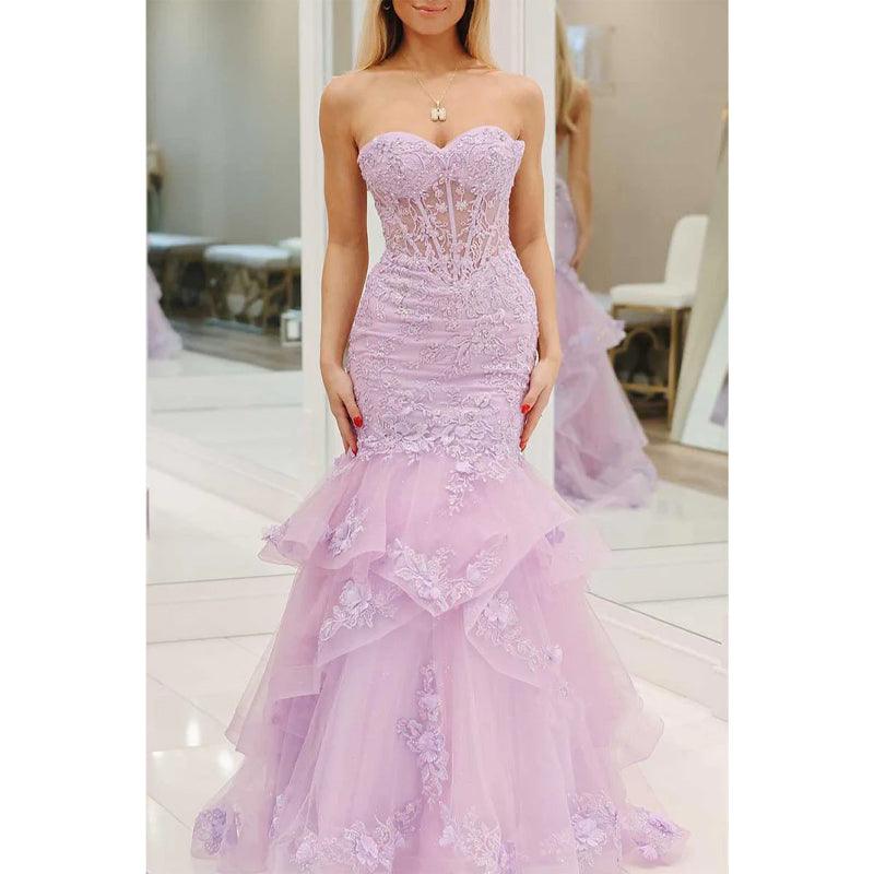 Trompeten-Kleid mit herzförmigem Ausschnitt und Spitzenapplikationen und Tüllschleppe, Party-/Abschlussball-/Abendkleid 