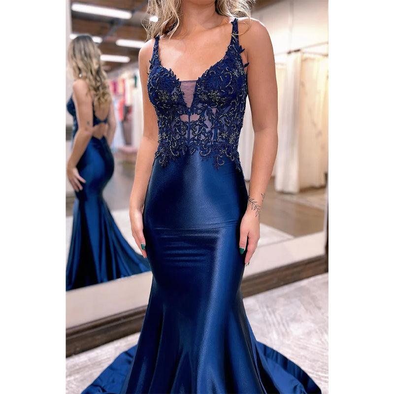 Vestido de fiesta largo estilo sirena con escote en V pronunciado y cuentas