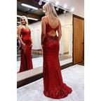 Vestido de fiesta con tirantes finos, apliques de encaje y lentejuelas con abertura 