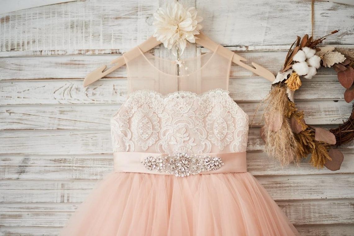 Vestido rosa de tul con encaje hasta la rodilla (2003227698) 