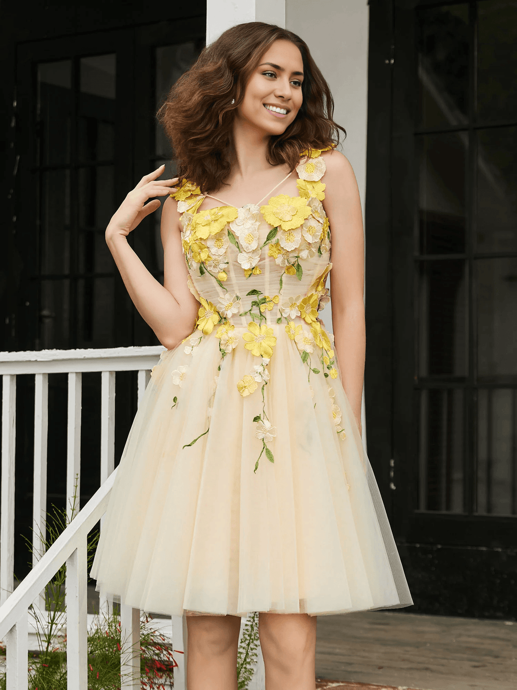 Vestidos de fiesta con encaje floral y corte A de tul minivestido