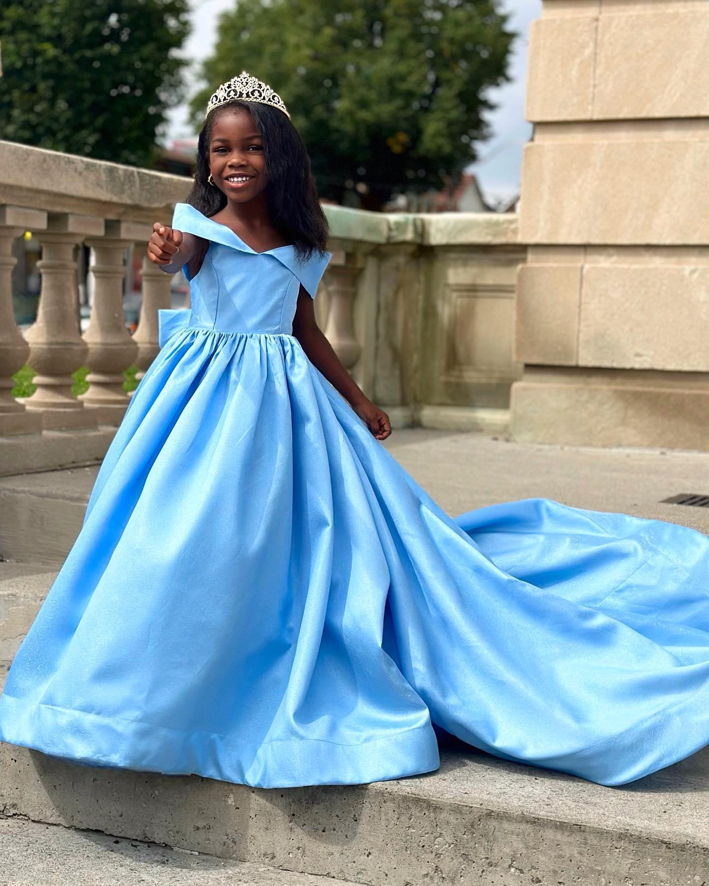Vestido de fiesta de cumpleaños de satén azul encantado para niñas 