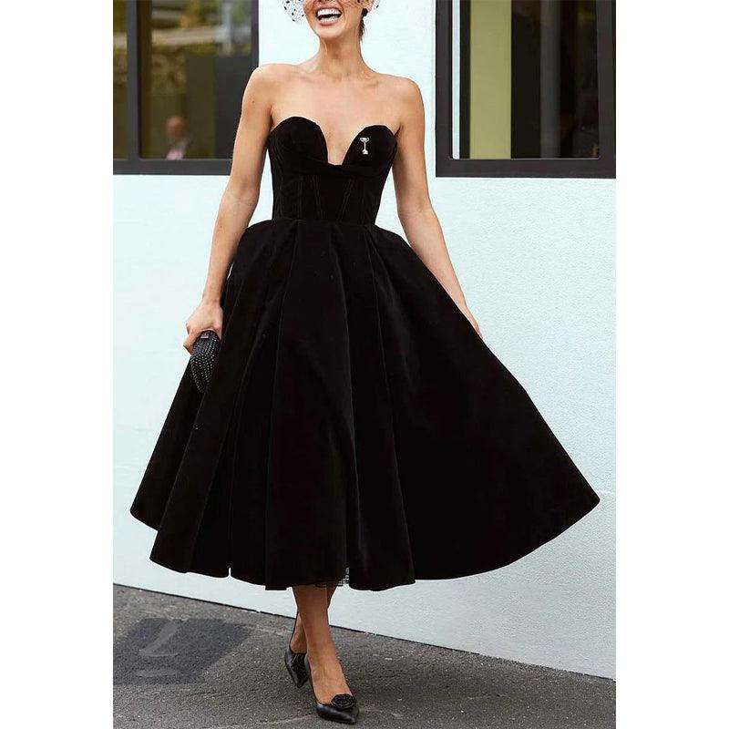 Elegante vestido de noche estilo imperio, sin mangas, con corte A y corte imperio. 