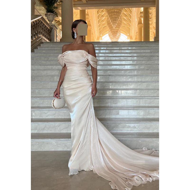 Vestido de fiesta de noche encantador con escote en forma de tubo/columna, hombros descubiertos, mangas casquillo y fruncido